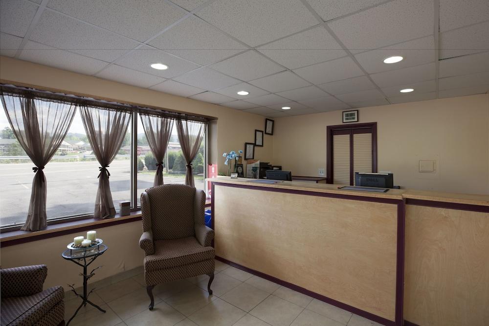 Econo Lodge Wytheville I-77 & I-81 Exterior foto