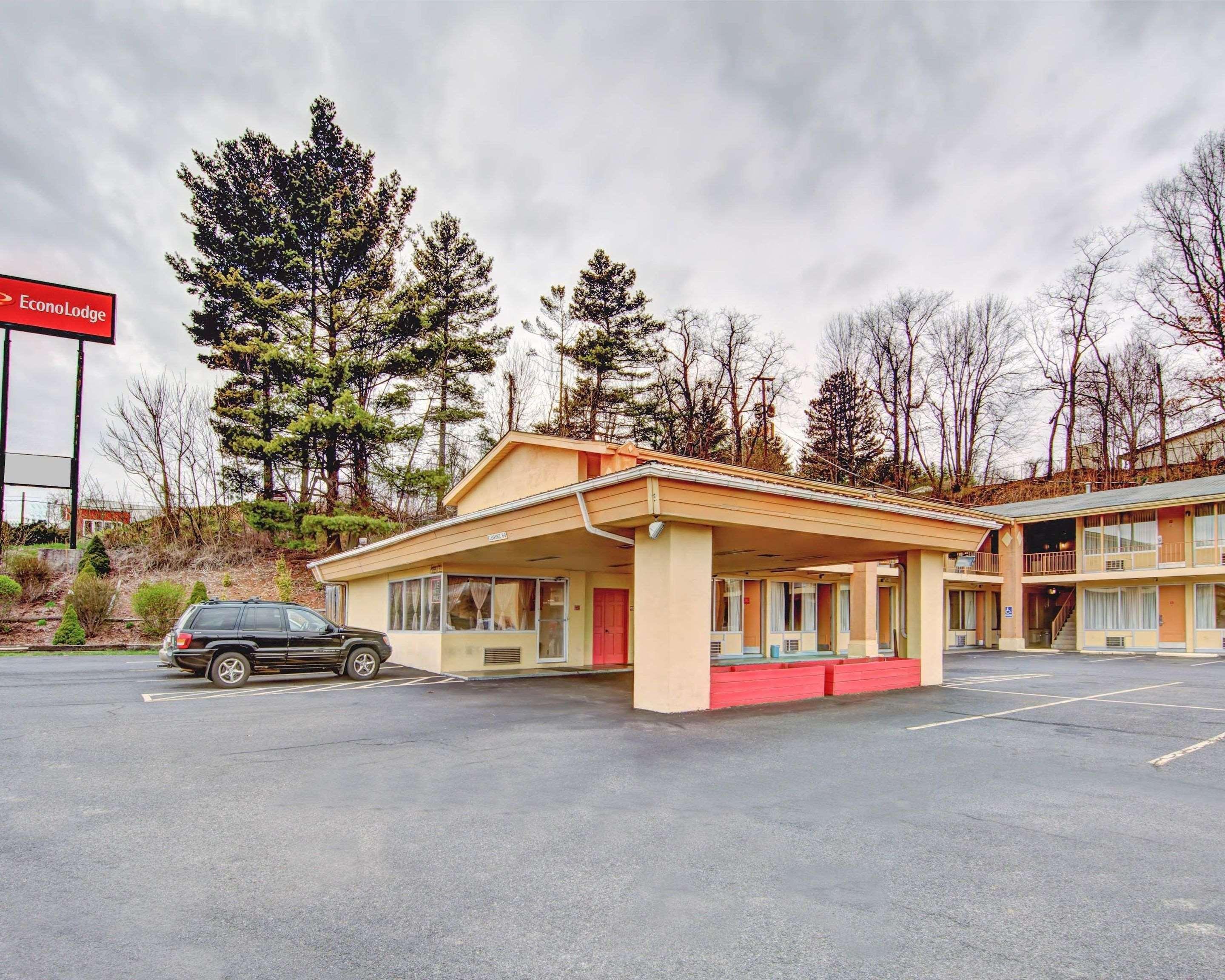Econo Lodge Wytheville I-77 & I-81 Exterior foto